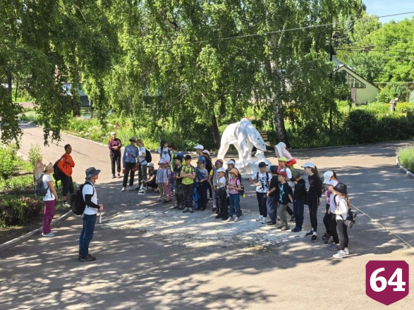 Юных саратовцев в походе учили основам ориентирования